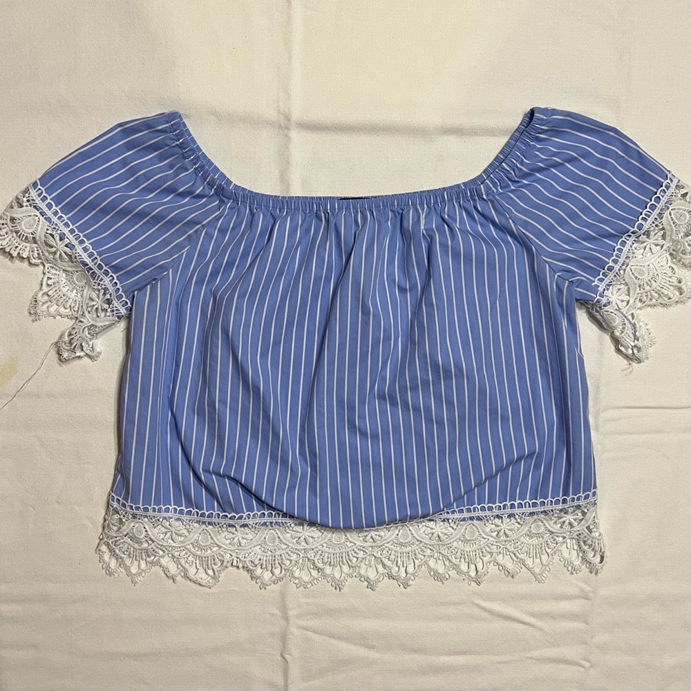 Loose off the shoulder top